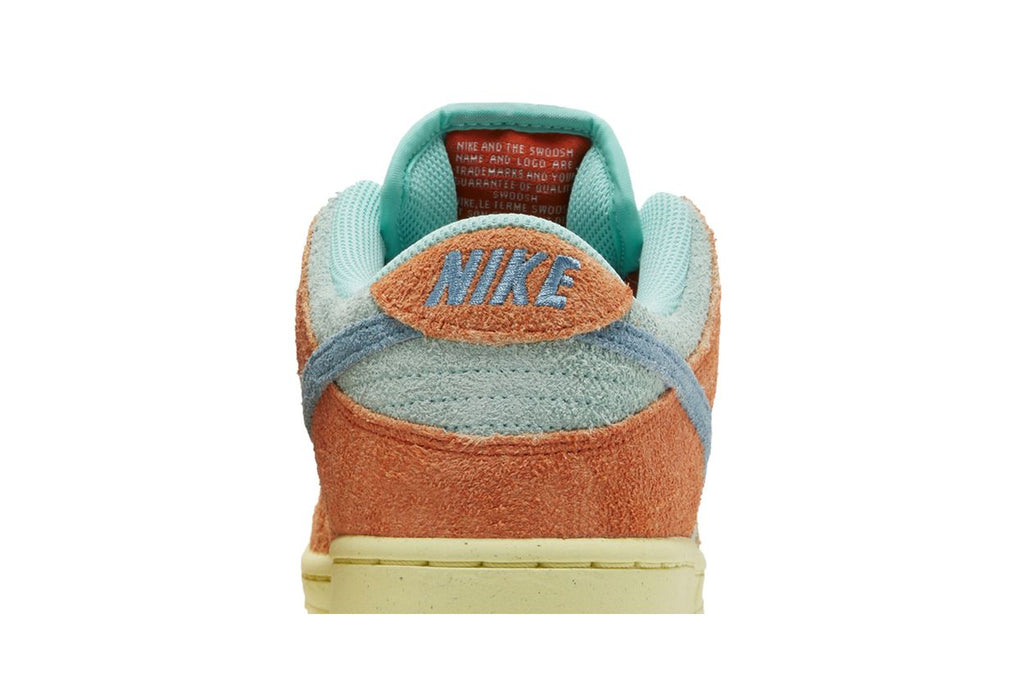 Nike Dunk Low SB Orange Emerald Rise