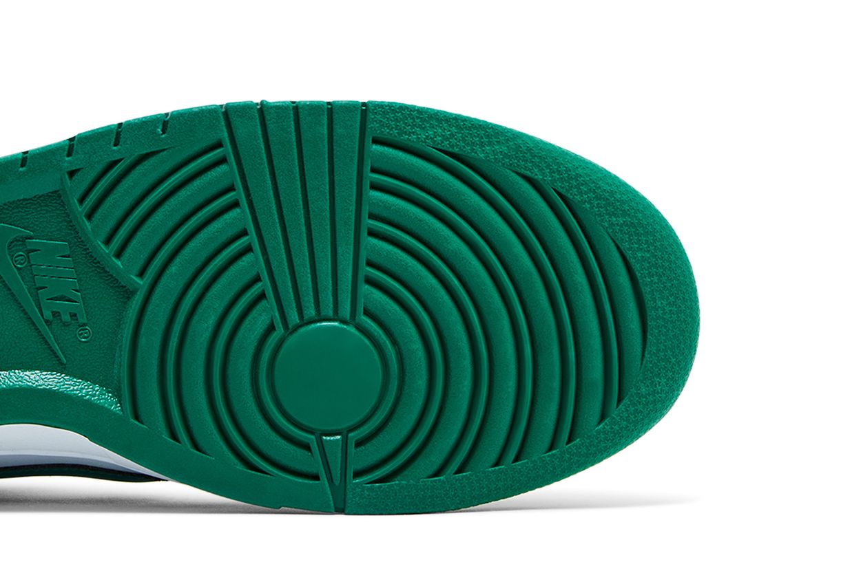 Nike Dunk Low Malachite
